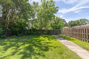 1926 Nichols Ave, Lorain, OH 44053 - Photo 27