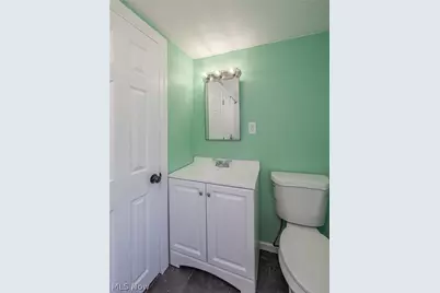 1926 Nichols Avenue, Lorain, OH 44053 - Photo 15