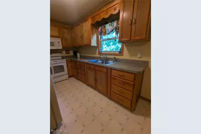 18395 Leatherwood Road, Salesville, OH 43778 - Photo 41
