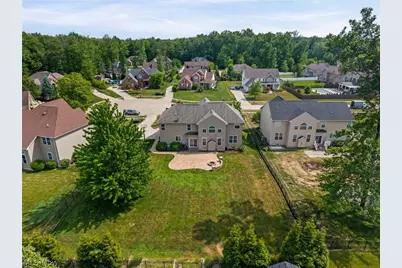 3958 Marcella Drive, North Royalton, OH 44133 - Photo 9