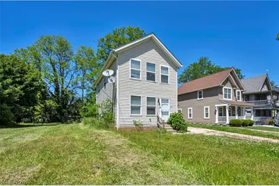 11219 Hopkins Avenue, Loveland, OH 44108 - Photo 3