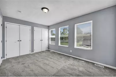 11219 Hopkins Avenue, Loveland, OH 44108 - Photo 7