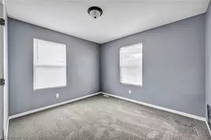 11219 Hopkins Ave, Loveland, OH 44108 - Photo 9