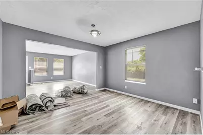 11219 Hopkins Avenue, Loveland, OH 44108 - Photo 15