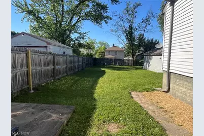 363 Spring Street, Struthers, OH 44471 - Photo 3