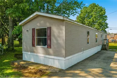 3354 Hilton Street NW #4, Massillon, OH 44646 - Photo 17