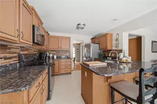 3021 Duquesne Dr, Stow, OH 44224 - Photo 9