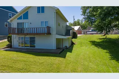 654 Pine Drive, Lake Milton, OH 44429 - Photo 9