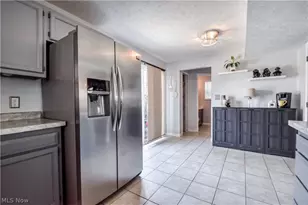 895 Brittney Ct, Willowick, OH 44095 - Photo 11