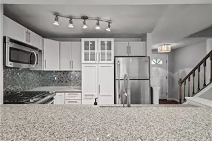 19301 Puritas Ave, Loveland, OH 44135 - Photo 5