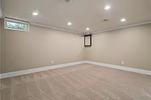 19301 Puritas Ave, Loveland, OH 44135 - Photo 21