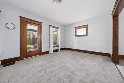 2613 Crown Place NW, Canton, OH 44708 - Photo 3