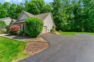 8462 Hitchcock Rd, Boardman, OH 44512 - Photo 3