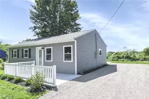 310 Melanie Ln, Milan, OH 44846 - Photo 7
