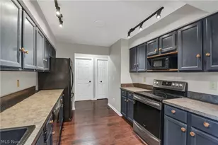 1335 Old Mill Path, Grandview Heights, OH 44147 - Photo 11