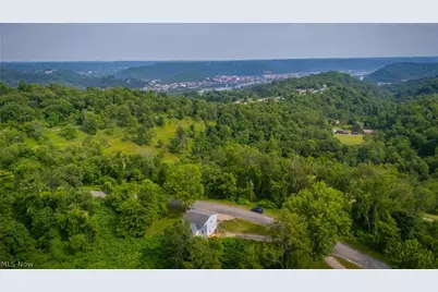 57087 Ferryview Road, Martins Ferry, OH 43935 - Photo 5