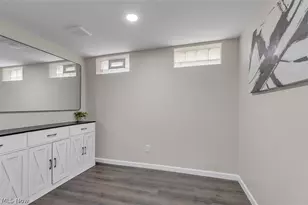 2429 Thurmont Rd, Akron, OH 44313 - Photo 39