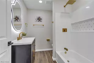 2429 Thurmont Rd, Akron, OH 44313 - Photo 17