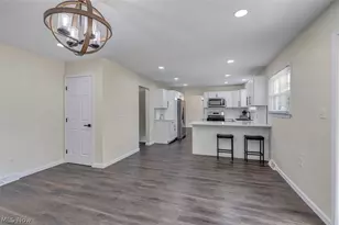 2429 Thurmont Rd, Akron, OH 44313 - Photo 15