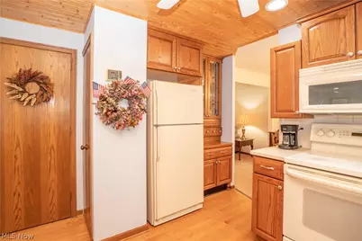 6890 Waltham Street NW, Canton, OH 44708 - Photo 13