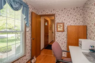 6890 Waltham St NW, Canton, OH 44708 - Photo 25