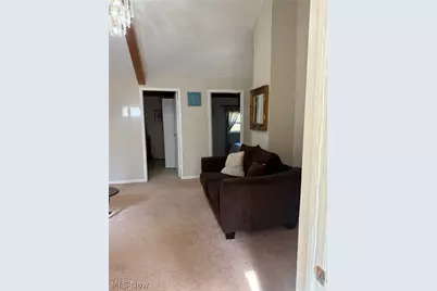 349 Canova Drive, Akron, OH 44319 - Photo 5