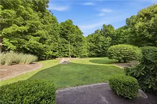 11565 Robin Wood Ln, Chagrin Falls, OH 44023 - Photo 45