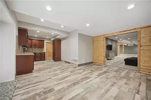 11565 Robin Wood Ln, Chagrin Falls, OH 44023 - Photo 35