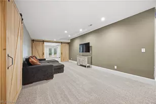 11565 Robin Wood Ln, Chagrin Falls, OH 44023 - Photo 29