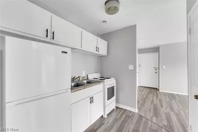 1415 Wyandotte Avenue #303, Oakwood, OH 44107 - Photo 11