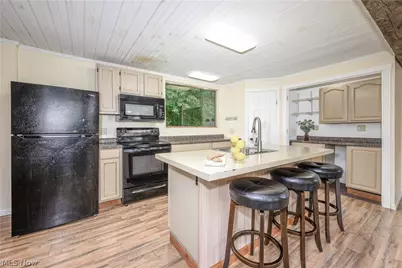 128 E Central Ave, Ravenna, OH 44266 - Photo 3