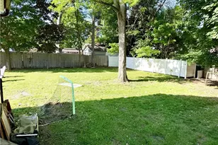 869 Berwin St, Akron, OH 44310 - Photo 5