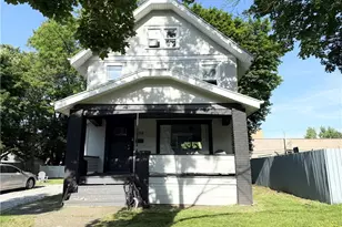 869 Berwin St, Akron, OH 44310 - Photo 1