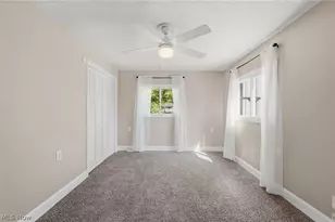 815 E Cassell Ave, Barberton, OH 44203 - Photo 17