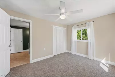 815 E Cassell Avenue, Barberton, OH 44203 - Photo 19