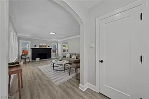 650 S Sunset View Dr, Akron, OH 44320 - Photo 5