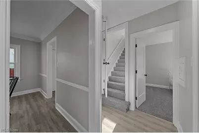 650 S Sunset View Drive, Akron, OH 44320 - Photo 29