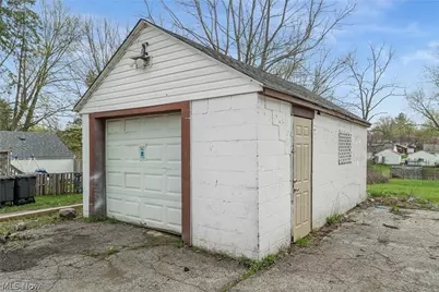 625 Wyandot Avenue, Akron, OH 44305 - Photo 23