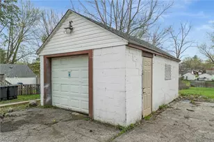 625 Wyandot Ave, Akron, OH 44305 - Photo 23