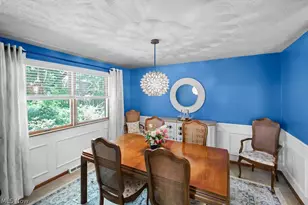 2438 Lyndon Dr, Green, OH 44685 - Photo 9