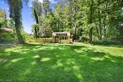 2438 Lyndon Drive, Green, OH 44685 - Photo 37