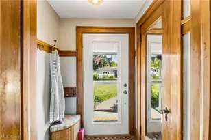1611 E Erie Ave, Lorain, OH 44052 - Photo 7