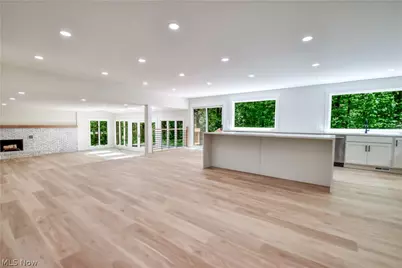 19121 Brewster Road, Aurora, OH 44202 - Photo 9