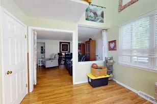 33430 Pettibone Rd, Solon, OH 44139 - Photo 3
