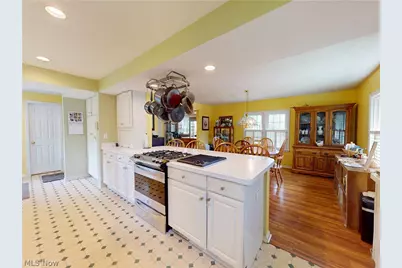 33430 Pettibone Road, Solon, OH 44139 - Photo 11