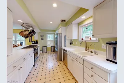 33430 Pettibone Road, Solon, OH 44139 - Photo 9