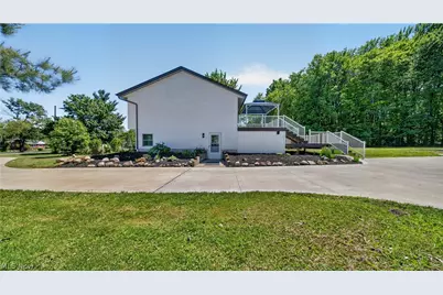 10142 Hillcrest Road, Kirtland, OH 44094 - Photo 45