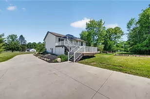 10142 Hillcrest Rd, Kirtland, OH 44094 - Photo 47
