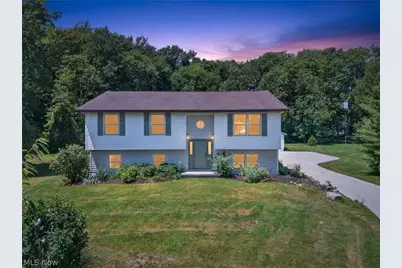 10142 Hillcrest Road, Kirtland, OH 44094 - Photo 1
