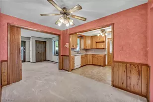 2218 Larchmont Dr, Wickliffe, OH 44092 - Photo 5